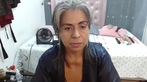 Snapshot of lalisha_96 chatting on 10.01.25 lalisha online show from 10.01.25