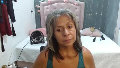 Snapshot of lalisha_96 chatting on 10.28.25 lalisha online show from 10.28.25