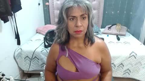 Snapshot of lalisha_96 chatting on 11.20.25 lalisha online show from 11.20.25