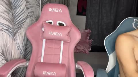 lallyrose69 online show from 12.20.25