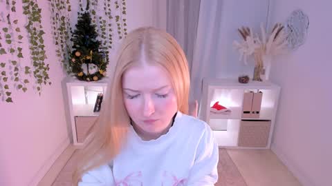 Laly online show from 01.05.25