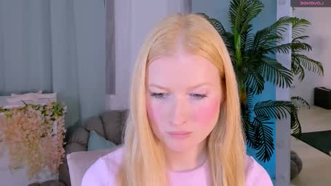 Laly online show from 10.06.25