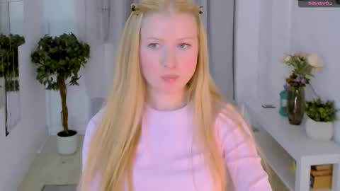 Laly online show from 10.07.25