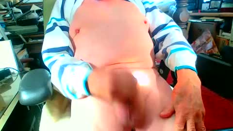 Snapshot of lamarbrazil chatting on 12.16.24 lamarbrazil online show from 12.16.24