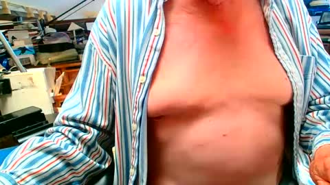 Snapshot of lamarbrazil chatting on 03.07.25 lamarbrazil online show from 03.07.25