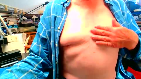 Snapshot of lamarbrazil chatting on 03.10.25 lamarbrazil online show from 03.10.25