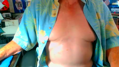 Snapshot of lamarbrazil chatting on 09.18.25 lamarbrazil online show from 09.18.25