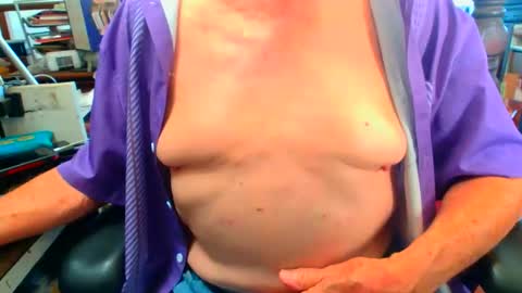 Snapshot of lamarbrazil chatting on 10.17.25 lamarbrazil online show from 10.17.25