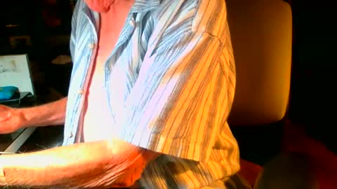 Snapshot of lamarbrazil chatting on 12.02.25 lamarbrazil online show from 12.02.25