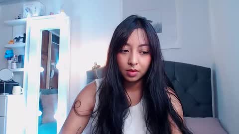 Isabella online show from 11.30.25