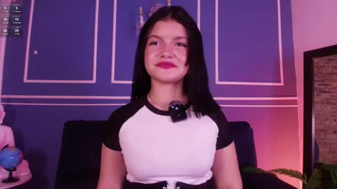 Snapshot of lana_beket_ chatting on 11.17.25 Lana online show from 11.17.25