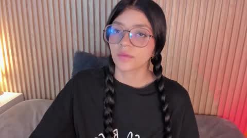 Snapshot of lana_dol chatting on 11.10.25 ... . . ... online show from 11.10.25