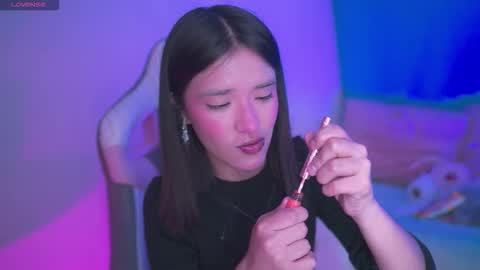 Snapshot of lana_dreams_ chatting on 12.02.25 Lana online show from 12.02.25