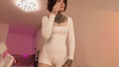 Eva online show from 05.25.26