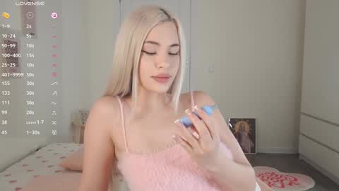 Lana online show from 12.11.24