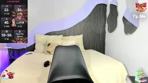 Snapshot of lana_starlet chatting on 12.16.25 katiuska online show from 12.16.25