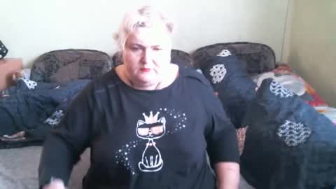 lanacat555 online show from 10.30.25