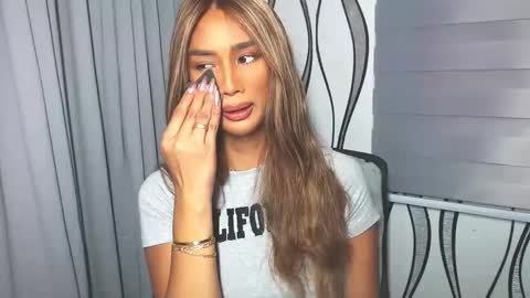 Lana online show from 02.06.25