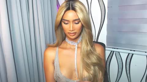 Lana online show from 02.18.25