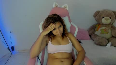 Lana  online show from 02.14.25