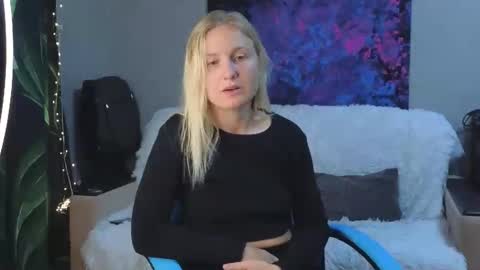 LanaviSmith online show from 11.27.25