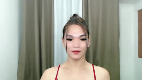 lanawyatt_ online show from 02.13.25