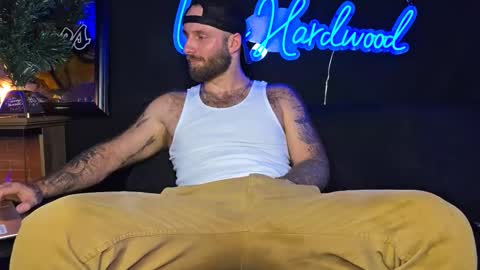 Snapshot of lancehardwood222 chatting on 12.18.25 LANCE online show from 12.18.25