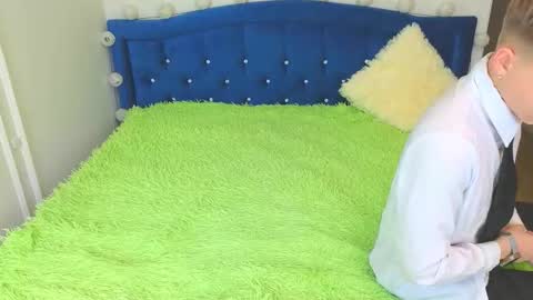 Snapshot of landel_boy chatting on 10.18.25 Lanny online show from 10.18.25