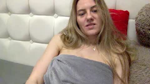 langoria online show from 02.10.25