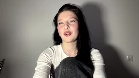 Snapshot of lanitastudstill chatting on 01.17.26 Sarah online show from 01.17.26