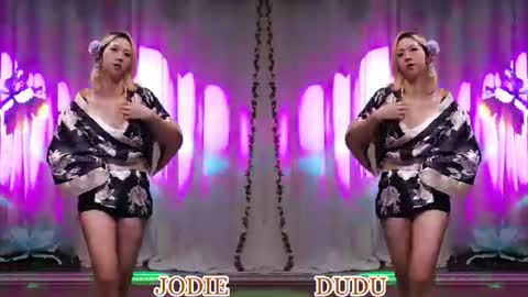 Snapshot of lankwaifong_cindy chatting on 07.16.26 lankwaifong_cindy online show from 07.16.26