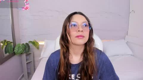 Snapshot of lanna_18_ chatting on 04.17.26 Lanna online show from 04.17.26