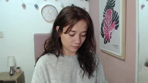 Snapshot of lanna_mills chatting on 12.19.25 Lanna online show from 12.19.25