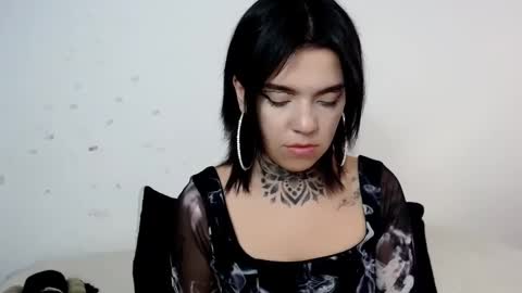 Snapshot of lannie_gonzales chatting on 01.22.25 LANNIE   online show from 01.22.25