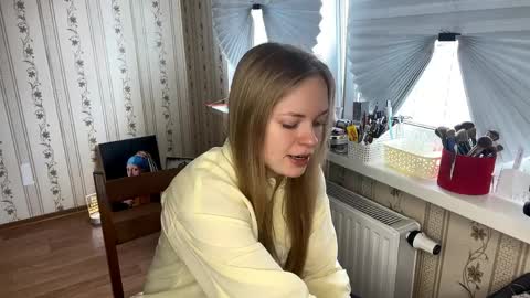 Hello My name is Lola online show from 04.02.26