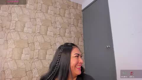 lapeligrosa_ online show from 03.05.25