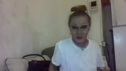 Lapuzzycat201923 online show from 01.10.25