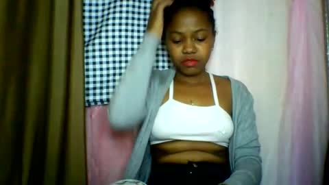 lara_belle online show from 06.08.26