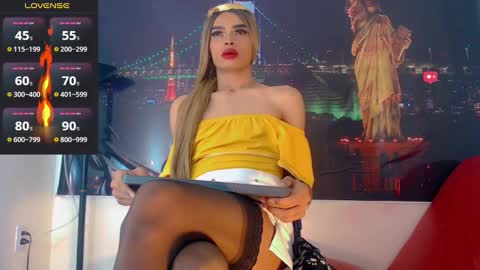 Lara Brunette  online show from 02.08.25