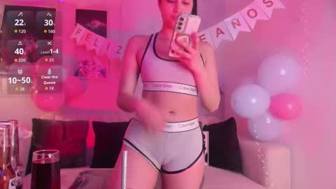 Lara Madisson online show from 10.16.25