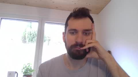 laraaan online show from 03.14.26