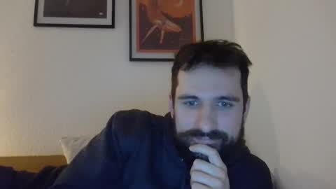 laraaan online show from 04.07.26