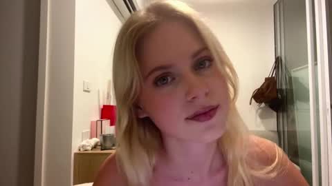 Stella online show from 02.01.26