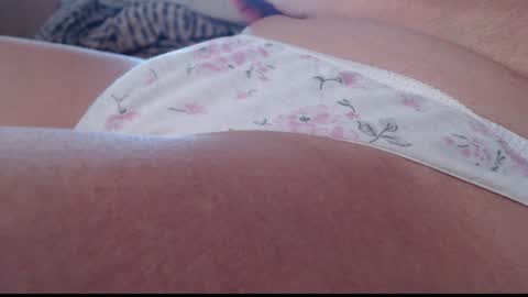 laralhotr online show from 01.14.25