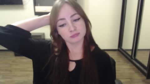 Laralianna online show from 12.10.24