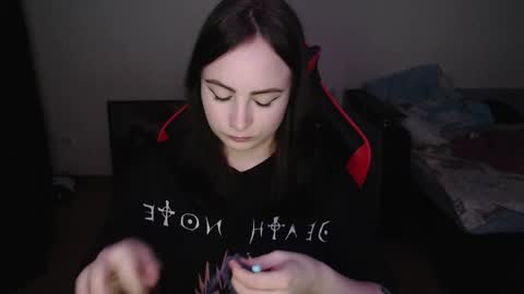 Laralianna online show from 12.16.25