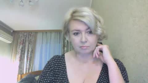 laramrs online show from 11.15.25