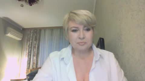 laramrs online show from 12.21.25