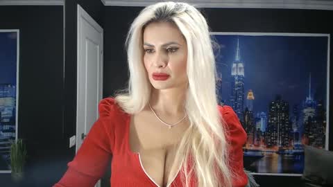 laras_moans online show from 12.02.24