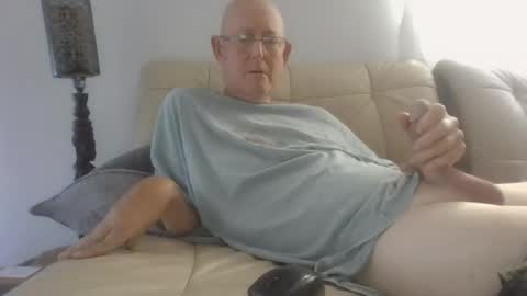 Snapshot of largerthan chatting on 04.23.26 largerthan- say hi on entry online show from 04.23.26
